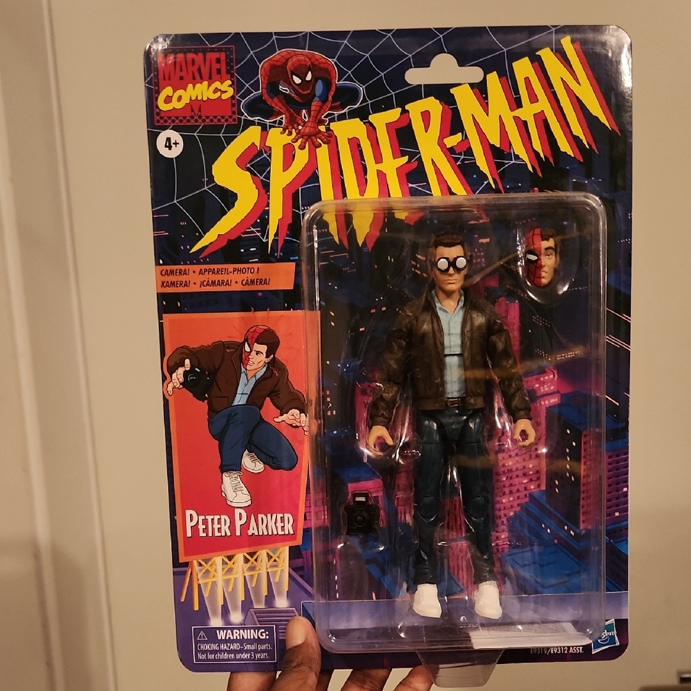 MARVEL LEGENDS 2020 SPIDER-MAN PETER PARKER RETRO